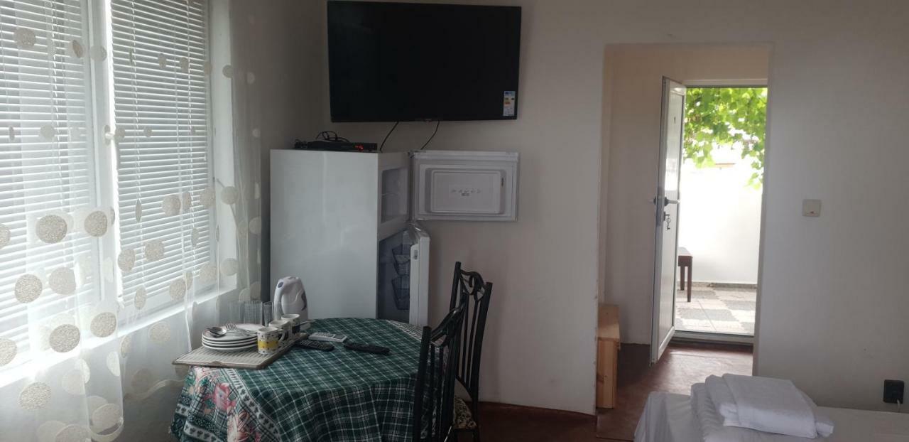 Свети Никола Hotel Sinemoretz Buitenkant foto