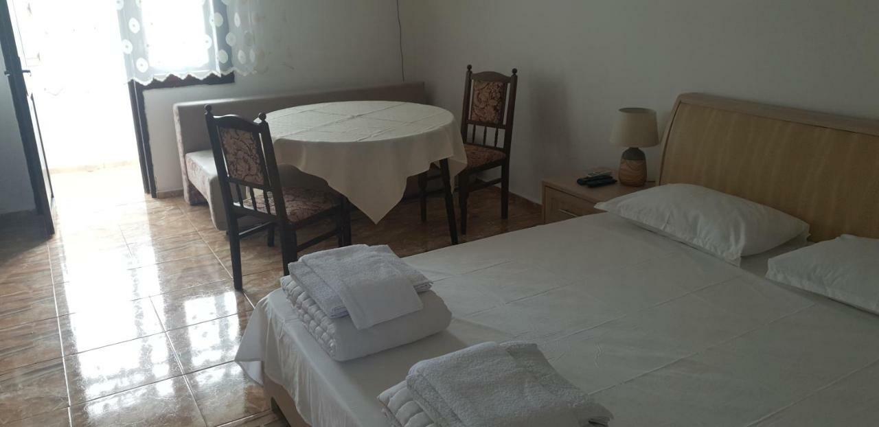 Свети Никола Hotel Sinemoretz Buitenkant foto