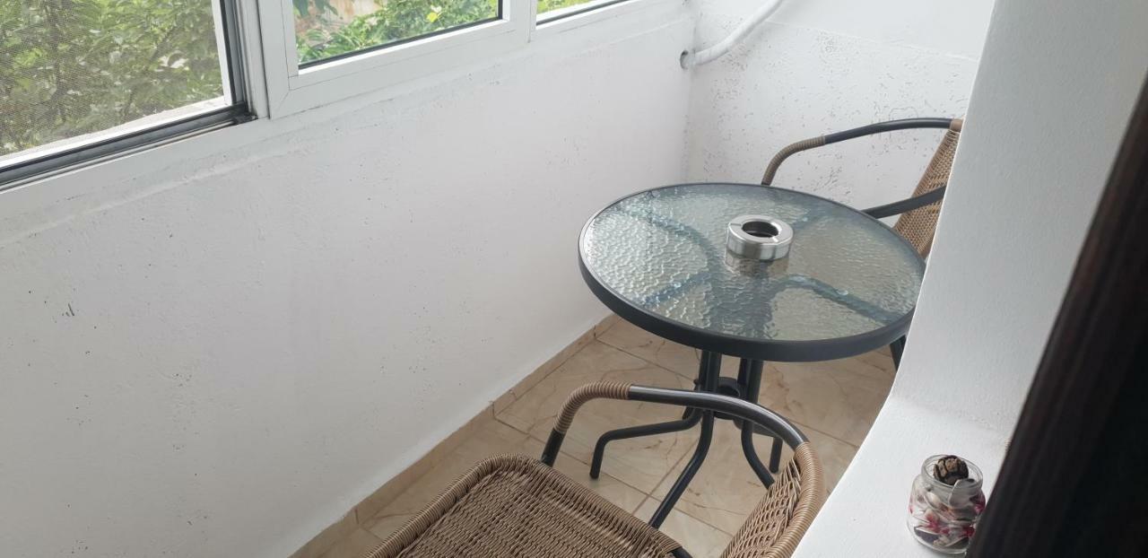 Свети Никола Hotel Sinemoretz Buitenkant foto