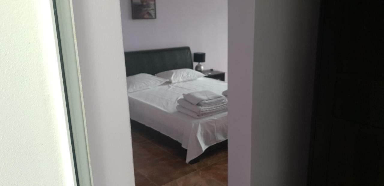 Свети Никола Hotel Sinemoretz Buitenkant foto
